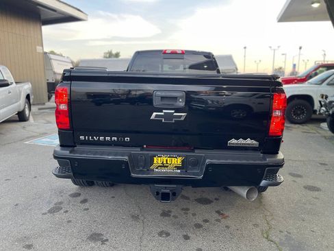Used 2017 Chevrolet Silverado 3500 High Country w/ Duramax Plus Package AWD/4WD image 5
