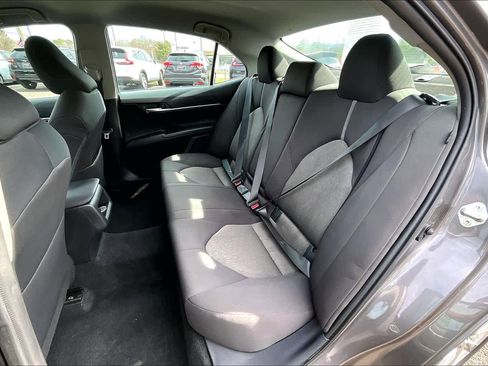 Used 2024 Toyota Camry LE image 21