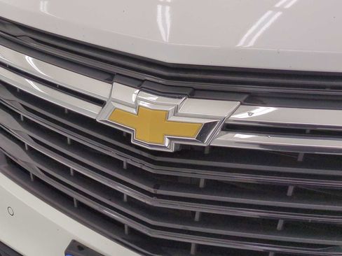 Used 2023 Chevrolet Equinox LT image 11