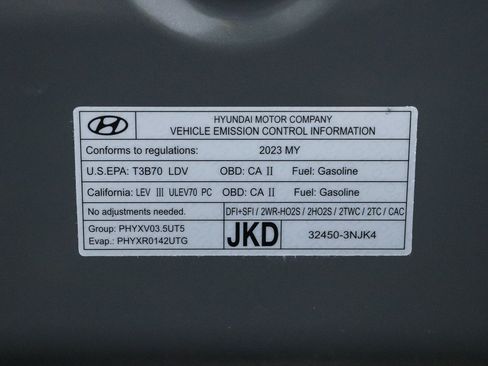 Used 2023 Genesis GV70 3.5T Sport w/ Sport Prestige Package AWD/4WD image 29