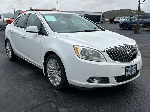 Used 2014 Buick Verano w/ LPO, Protection Package FWD image 2