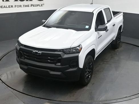 New 2026 Chevrolet Colorado W/T w/ WT Custom Package AWD/4WD image 23