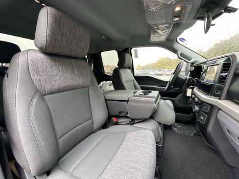New 2026 Ford F250 XLT image 32