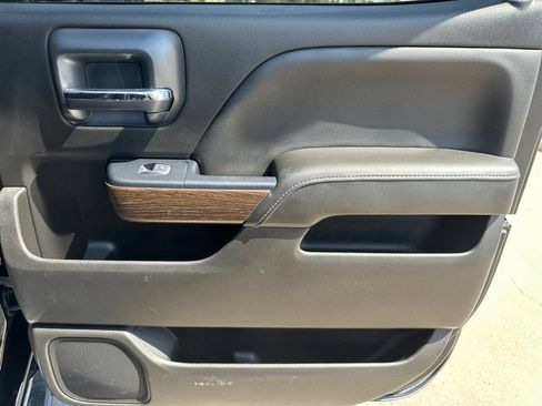 Used 2017 GMC Sierra 2500 Denali AWD/4WD image 26