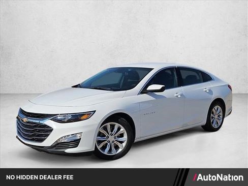 Used 2024 Chevrolet Malibu LT FWD image 1