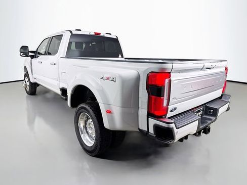 New 2026 Ford F450 Platinum w/ Platinum Plus Package image 5