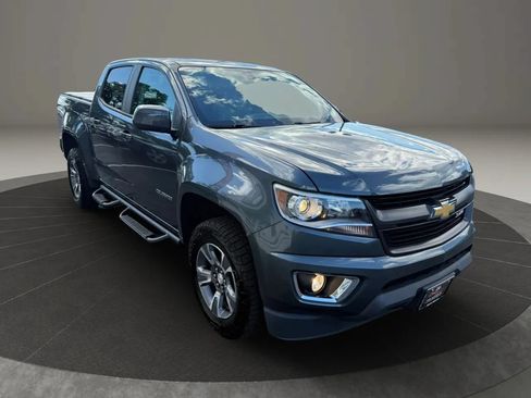 Used 2015 Chevrolet Colorado Z71 AWD/4WD image 5