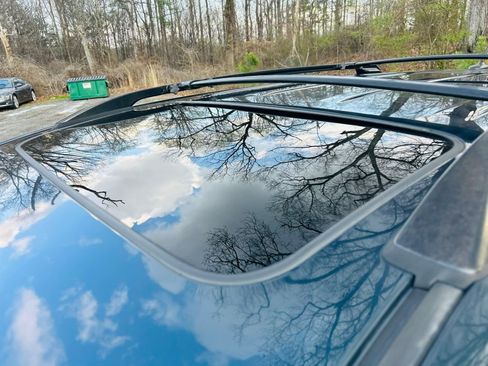 Used 2012 Toyota RAV4 Limited w/ Navigation Value Pkg image 10