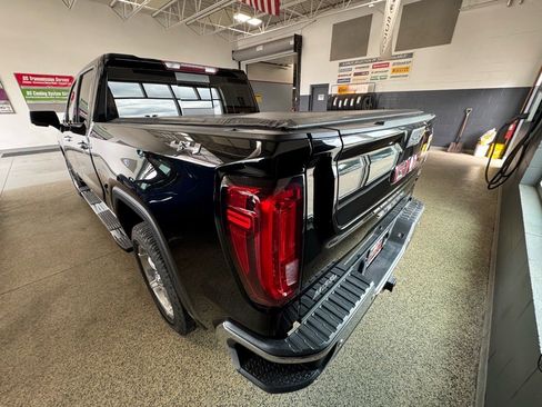 Used 2019 GMC Sierra 1500 SLT w/ SLT Premium Plus Package image 7