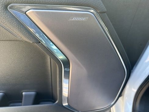 Used 2024 GMC Sierra 2500 Denali w/ Denali Reserve Package image 14