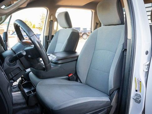 Used 2020 RAM 5500 Tradesman w/ Chrome Appearance Group image 13