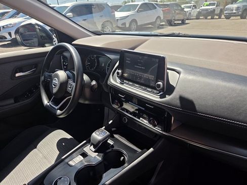 Used 2021 Nissan Rogue SV AWD/4WD image 6