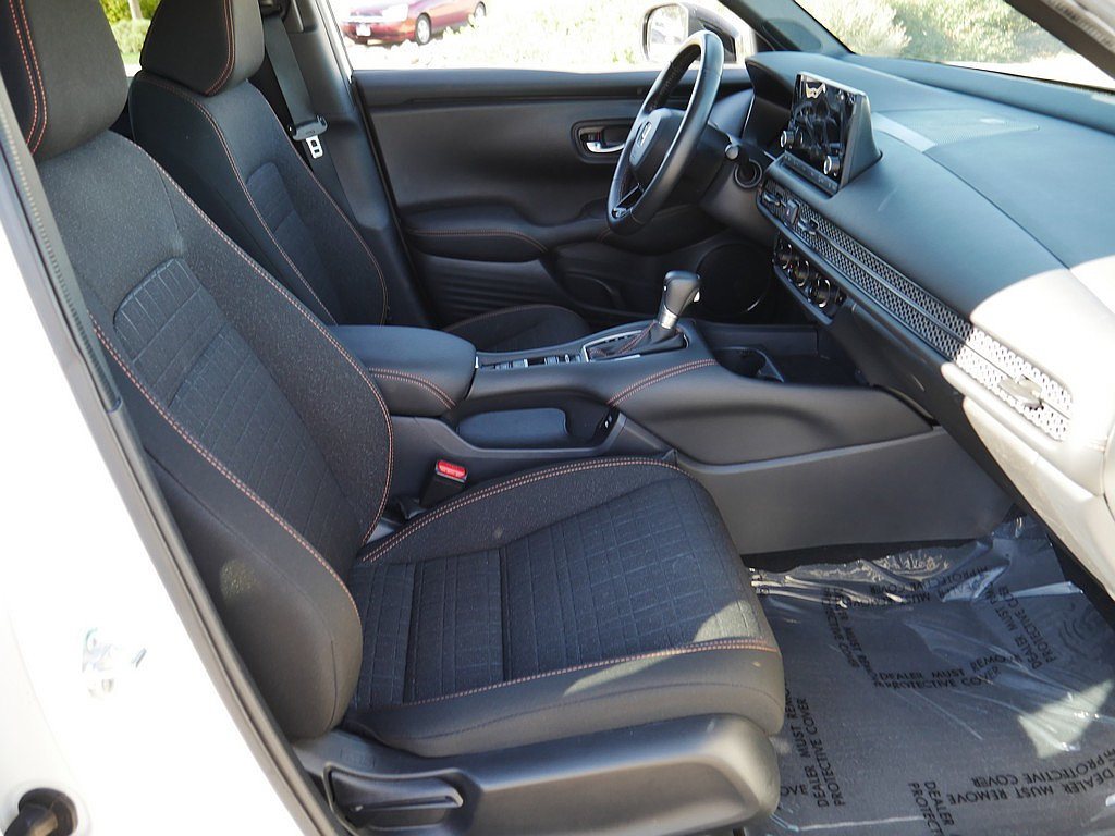 Used 2024 Honda HR-V Sport image 49