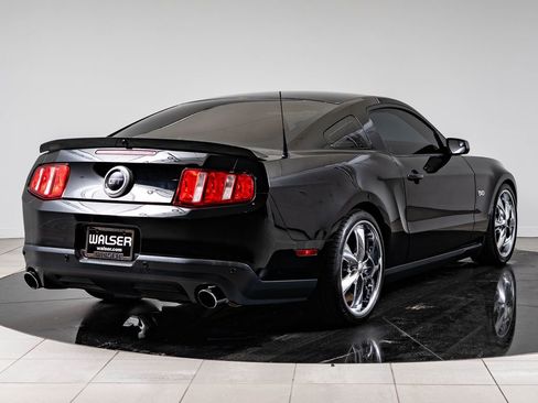 Used 2012 Ford Mustang GT Premium w/ Electronics Pkg RWD image 10