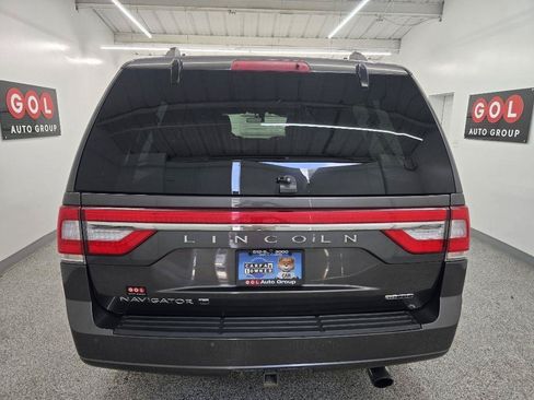 Used 2016 Lincoln Navigator L Reserve RWD image 5