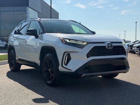 Used 2022 Toyota RAV4 XSE w/ XSE Grade Weather Package AWD/4WD image 1