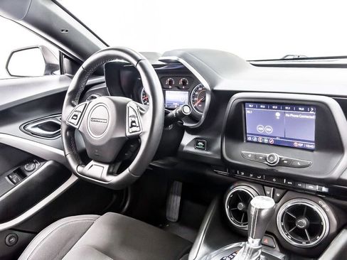 Used 2021 Chevrolet Camaro LT RWD image 22