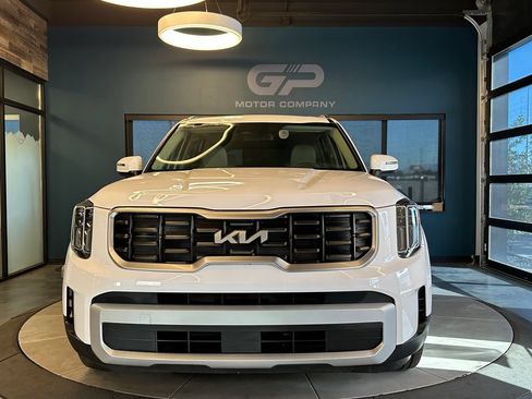Used 2024 Kia Telluride S w/ S Sunroof Package AWD/4WD image 8
