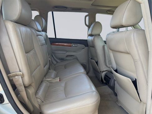 Used 2004 Lexus GX 470 AWD/4WD image 25