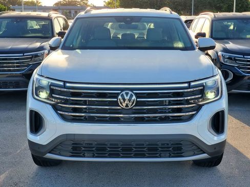 New 2026 Volkswagen Atlas SE FWD image 2