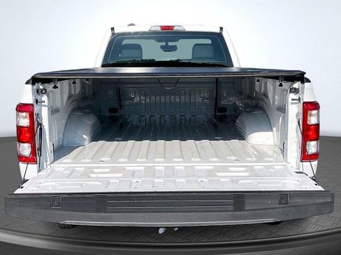 Used 2022 Ford F150 XL w/ Equipment Group 101A High RWD image 9