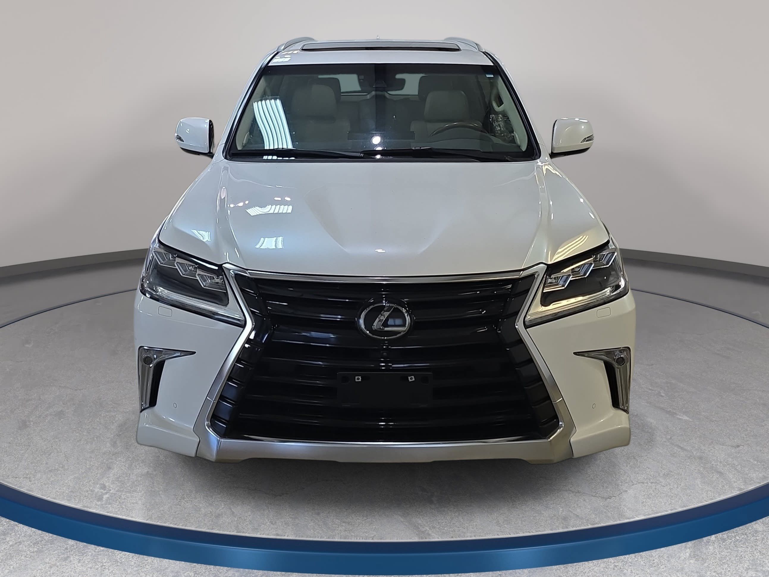 Used 2021 Lexus LX 570 4WD w/ Luxury Package image 3