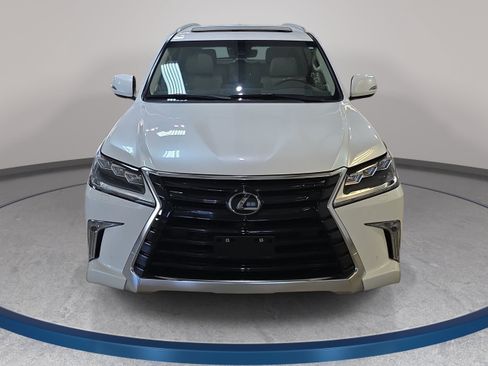 Used 2021 Lexus LX 570 4WD w/ Luxury Package image 3