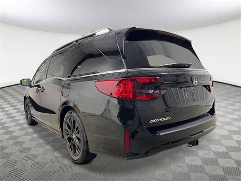 New 2026 Honda Odyssey Sport-L image 3