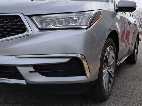 Used 2018 Acura MDX w/ Technology & Entertainment image 11