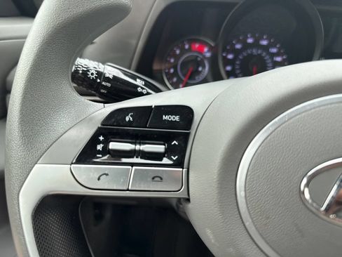 Certified 2023 Hyundai Elantra SEL FWD image 23