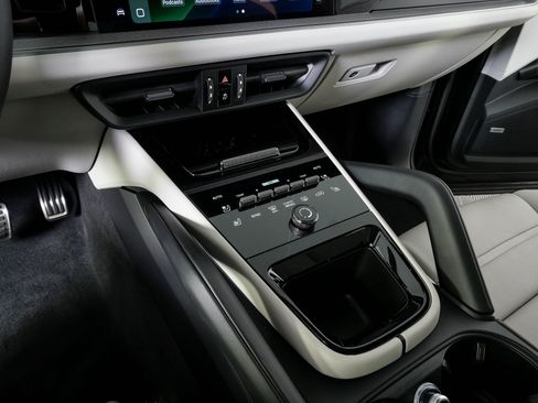 New 2026 Porsche Cayenne S AWD/4WD image 19