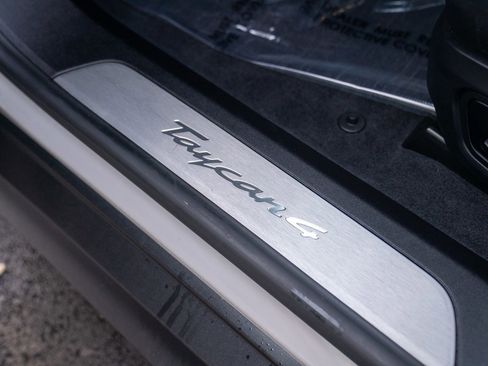 Certified 2025 Porsche Taycan image 12