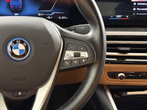 Used 2023 BMW i4 eDrive35 w/ Premium Package image 13