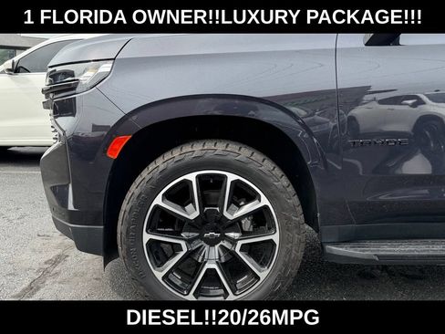 Used 2022 Chevrolet Tahoe RST w/ Luxury Package AWD/4WD image 38