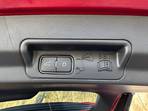 New 2026 Ford Explorer ST-Line w/ ST-Line Street Pack image 40