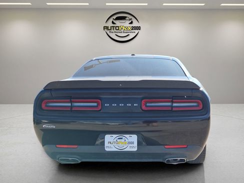 Used 2017 Dodge Challenger SXT w/ Blacktop Package image 11