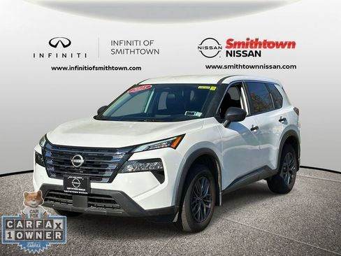 Used 2025 Nissan Rogue S AWD/4WD image 3