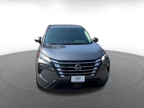 Used 2025 Nissan Rogue SV AWD/4WD image 4
