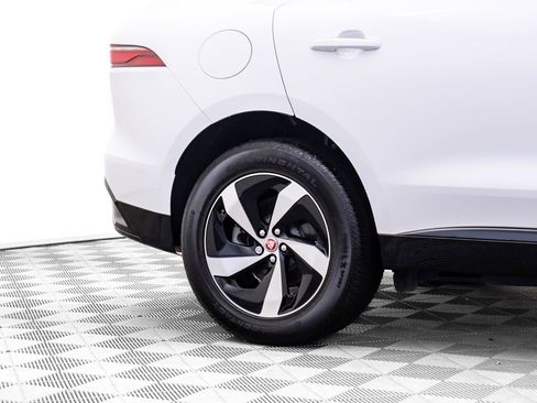Used 2022 Jaguar F-PACE S image 42