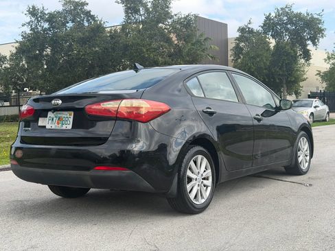 Used 2014 Kia Forte LX w/ Popular Package FWD image 8