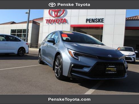 Certified 2026 Toyota Corolla SE FWD image 1