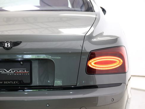 Used 2017 Bentley Flying Spur S W12 AWD/4WD image 63