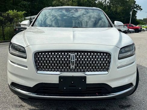 Used 2022 Lincoln Nautilus Reserve w/ Equipment Group 201A FWD image 2