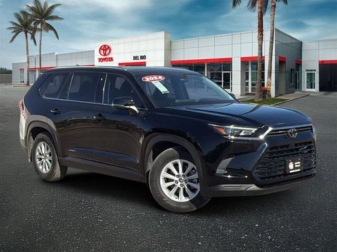 Used 2024 Toyota Grand Highlander XLE image 1