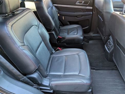 Used 2018 Ford Explorer Sport w/ Equipment Group 401A image 31