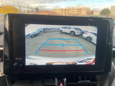 Used 2024 Toyota Corolla LE image 29