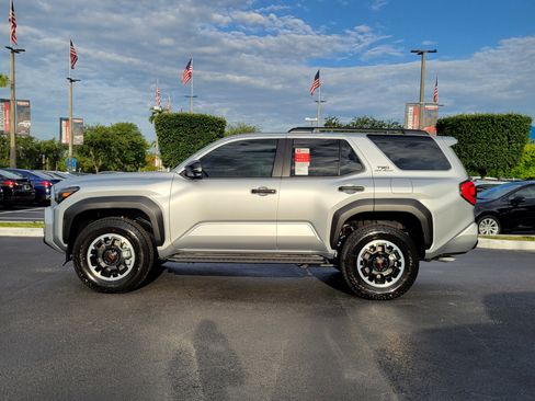 New 2026 Toyota 4Runner TRD Off-Road Premium AWD/4WD image 7