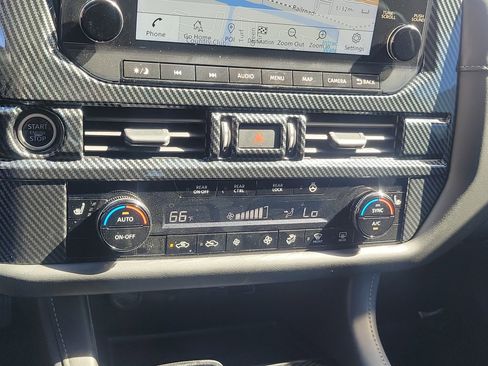 Used 2023 Nissan Pathfinder SL w/ Lighting Package (N92) image 30