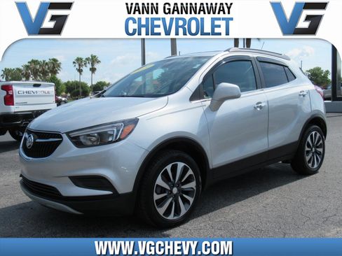 Used 2021 Buick Encore Preferred w/ Safety Package AWD/4WD image 1
