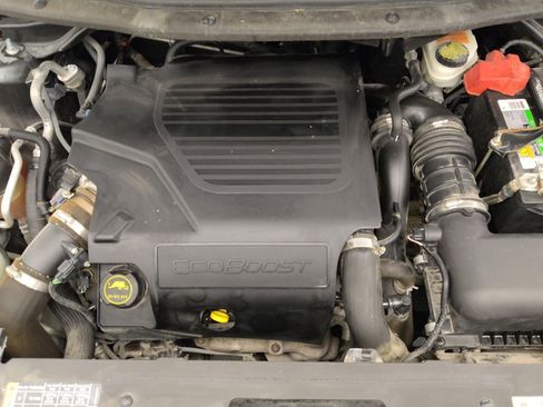 Used 2017 Ford Explorer Sport w/ Equipment Group 401A AWD/4WD image 30